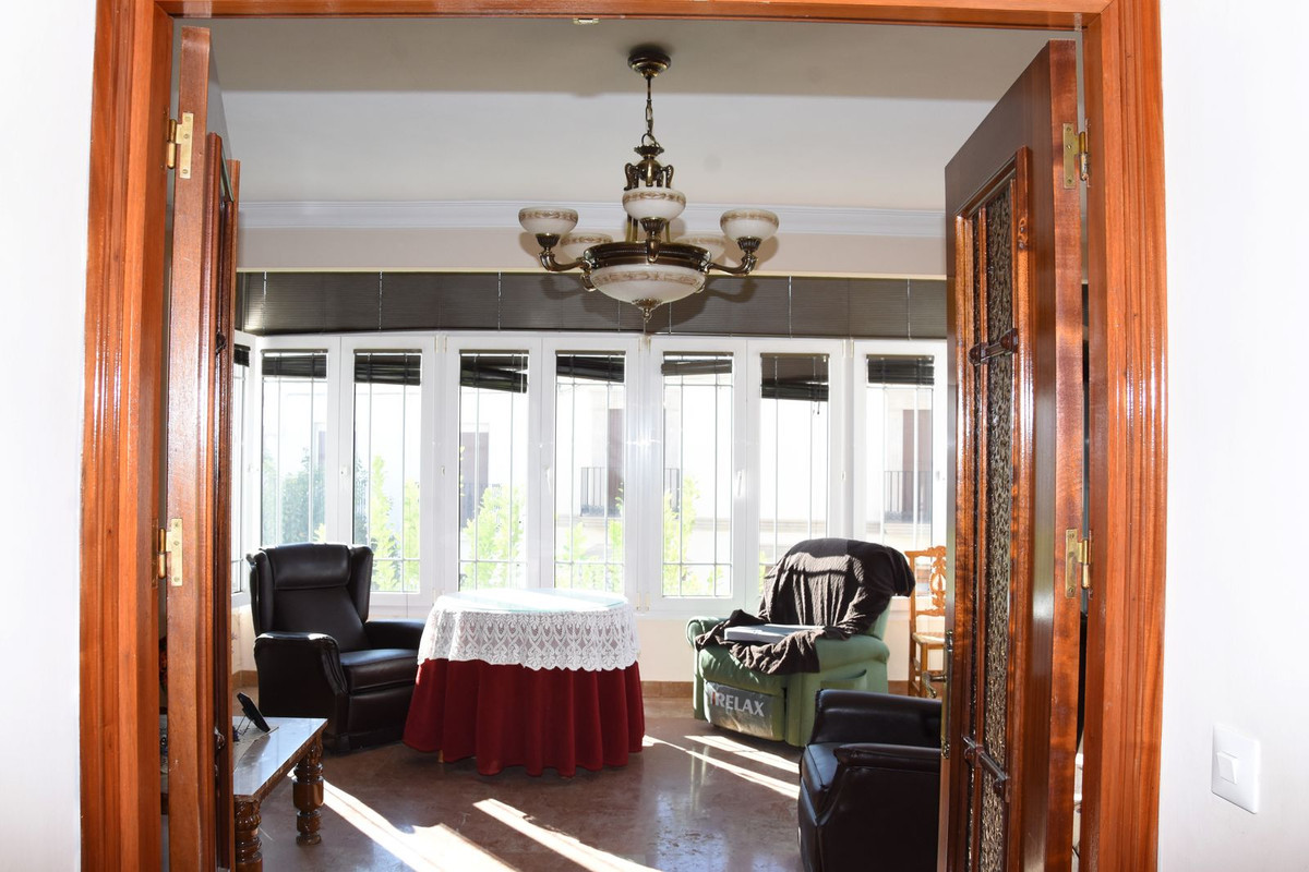 bafa5579b94dda0d11b0b3ff10819a18 - 5