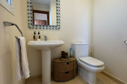 bb52e81028054bdddf36ade4fb6ed7fa - 21