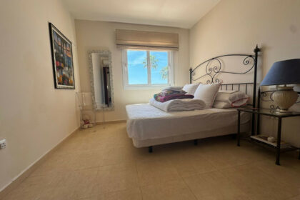 bb52e81028054bdddf36ade4fb6ed7fa - 25