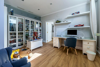 bb96153c9a46835ea4c8999596a5cb6a - 13