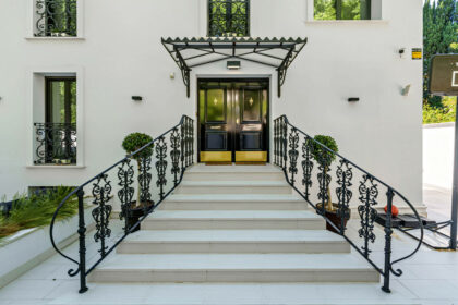 bb96153c9a46835ea4c8999596a5cb6a - 2