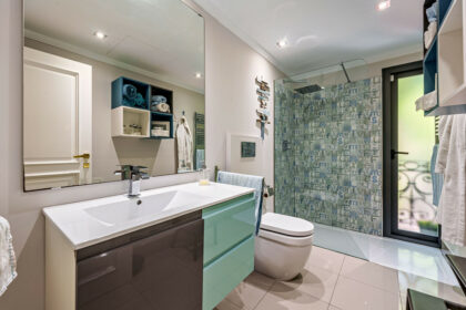 bb96153c9a46835ea4c8999596a5cb6a - 24