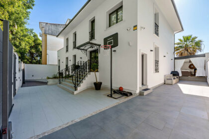 bb96153c9a46835ea4c8999596a5cb6a - 42