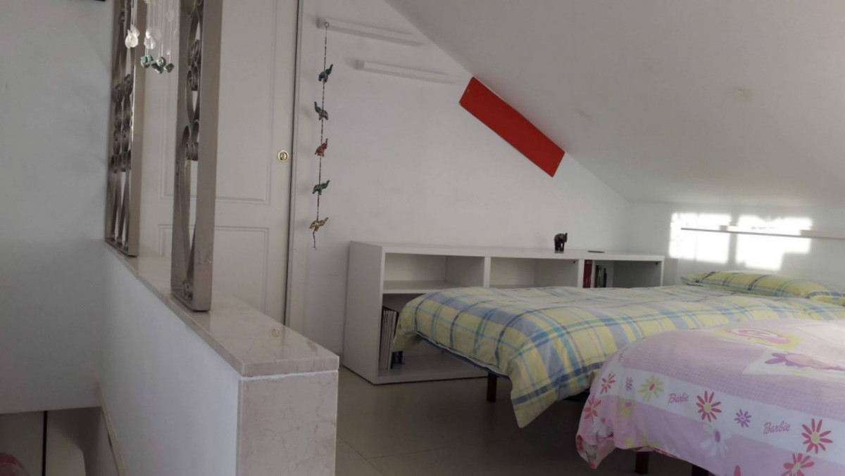 bbc2edcaa6070a3dcc4f42d123e06940 - 34