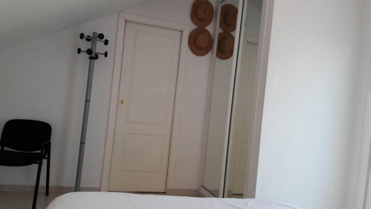 bbc2edcaa6070a3dcc4f42d123e06940 - 5