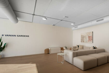 bbea5562479013638e9e11bab8695016 - 13