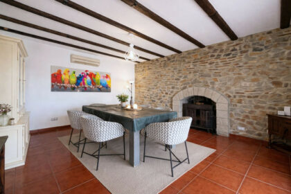 bcc6909f0534db584d278fc59a25f23c - 10