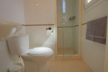 bcc6909f0534db584d278fc59a25f23c - 15