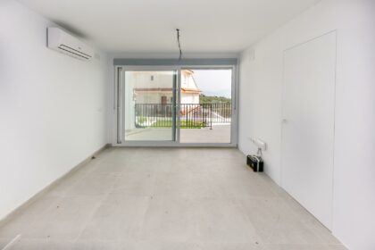 be19c11acd840f6f928317795720c38c - 14