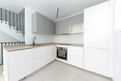 be19c11acd840f6f928317795720c38c - 17