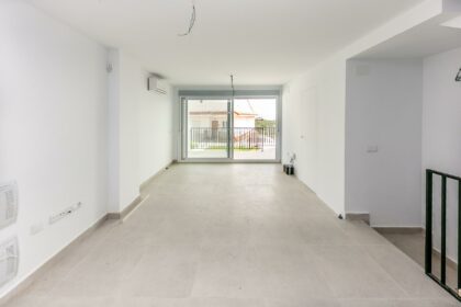 be19c11acd840f6f928317795720c38c - 18