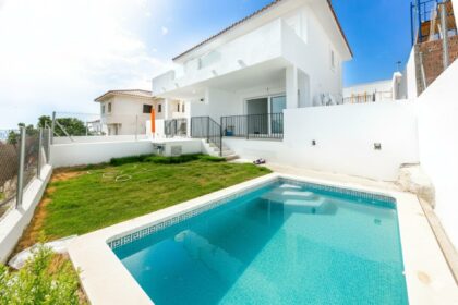 be19c11acd840f6f928317795720c38c - 2