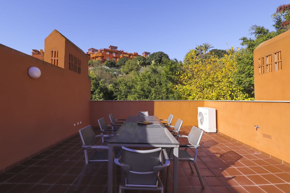 be6b315df1b4d7c550ed9a293b33977a - 23