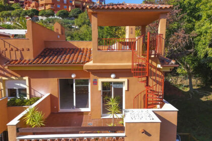 be6b315df1b4d7c550ed9a293b33977a - 25