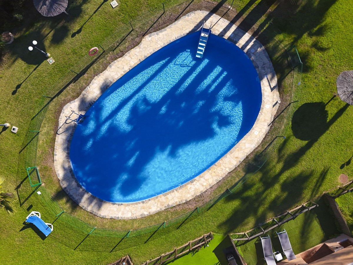 be6b315df1b4d7c550ed9a293b33977a - 27