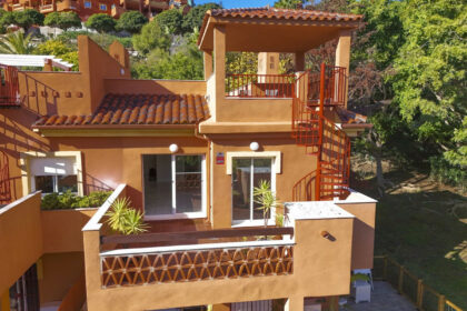 be6b315df1b4d7c550ed9a293b33977a - 3