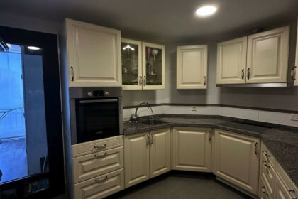 bed8f61aeb9568cae2639e30527eb9de - 12