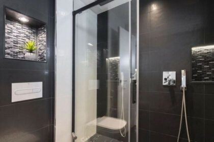 bf3c7d357b0df4130f73d28a55081c12 - 11