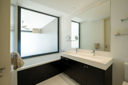 bf4a140dd3e464322188516360af32fa - 18