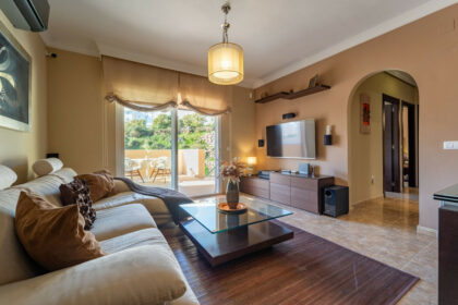 bf5f763bbe95d1625bcb1176233a014b - 5