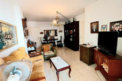 c040a23fcad3a10a1a5846a1d98e9e8b - 14