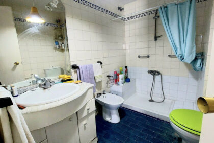 c040a23fcad3a10a1a5846a1d98e9e8b - 7