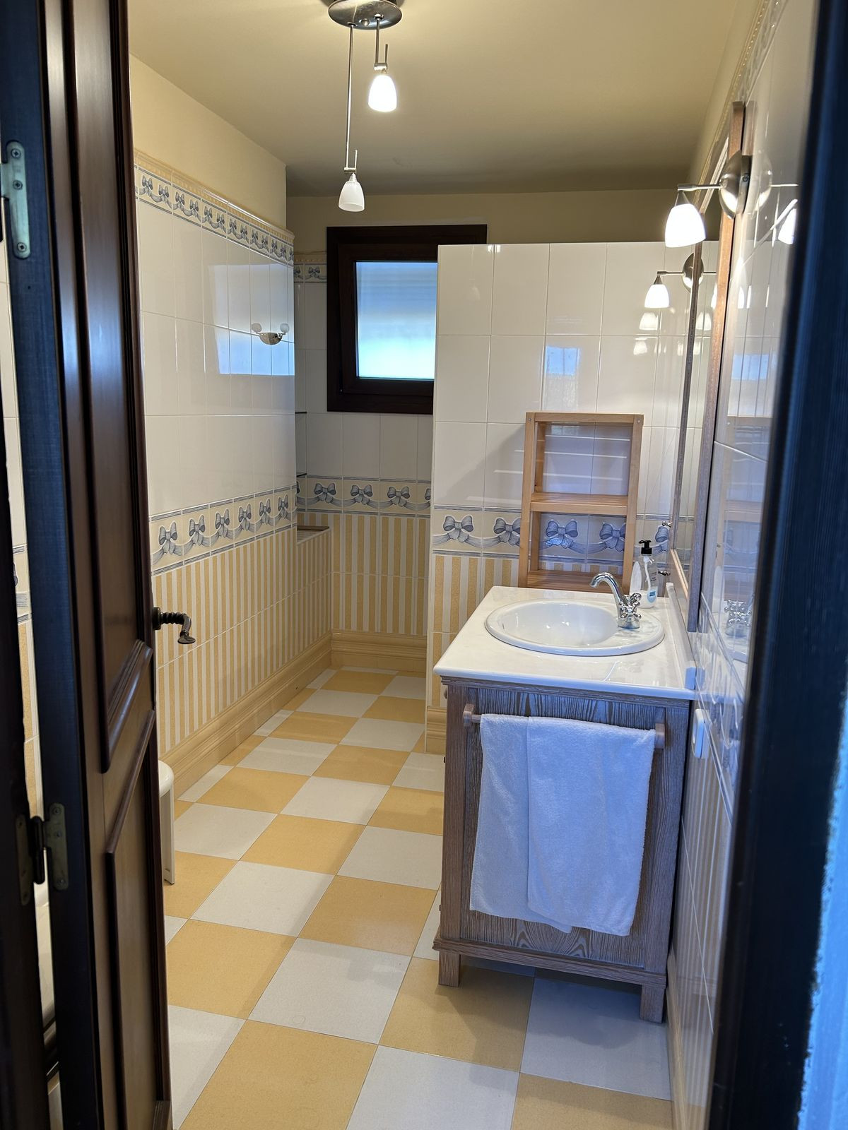 c1cfd7af6a57781af7b3f725b6301234 - 14