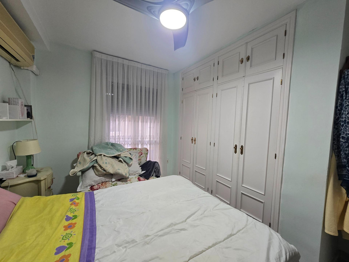 c22fba715831901833c8bf5f2b5bb3c5 - 17