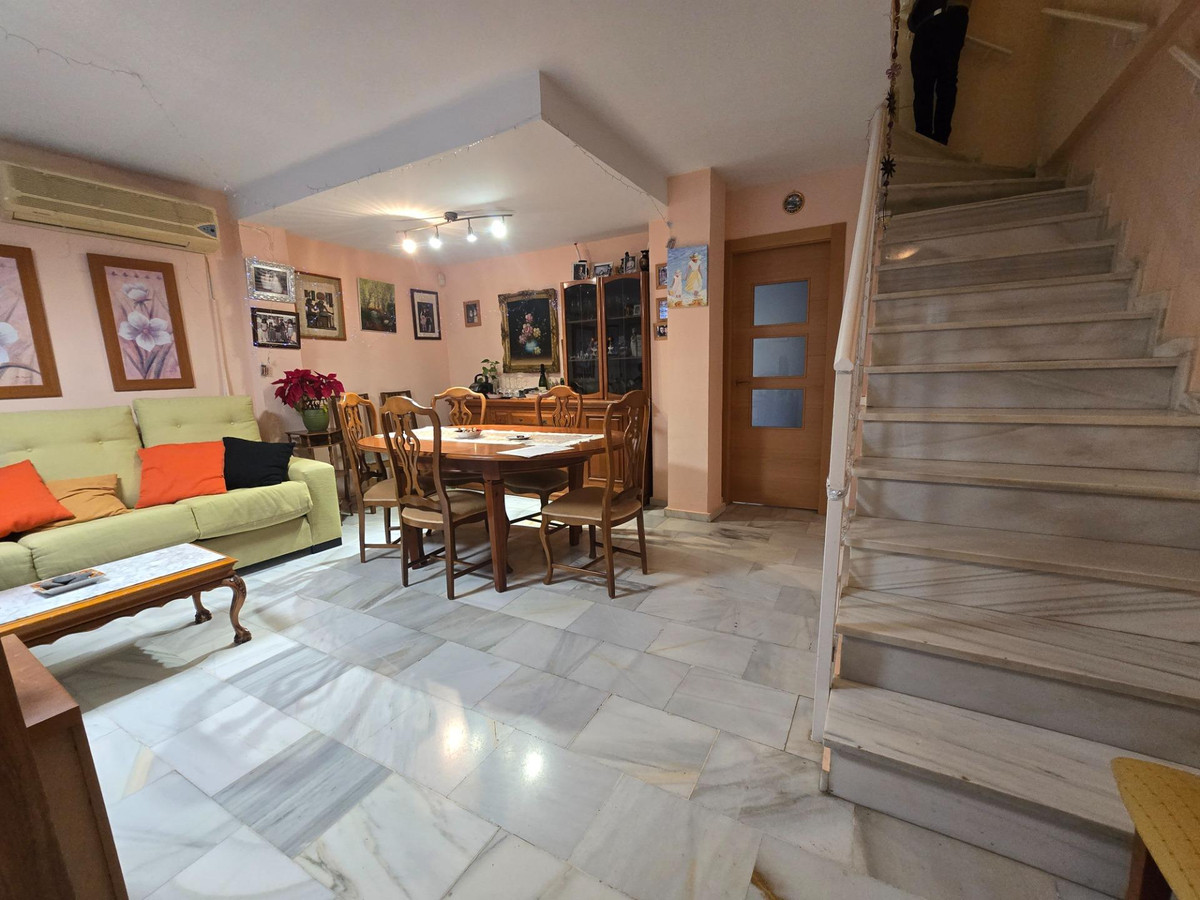 c22fba715831901833c8bf5f2b5bb3c5 - 7