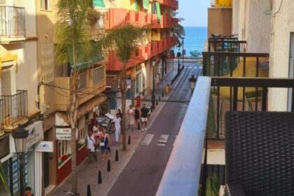 c26c1c6d461615d3c7d7cc79aa1b3e6b - 1