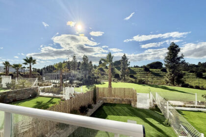 c45ac118627f450efaa2f42e7b9ff401 - 1