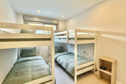 c45ac118627f450efaa2f42e7b9ff401 - 13