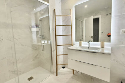 c45ac118627f450efaa2f42e7b9ff401 - 14