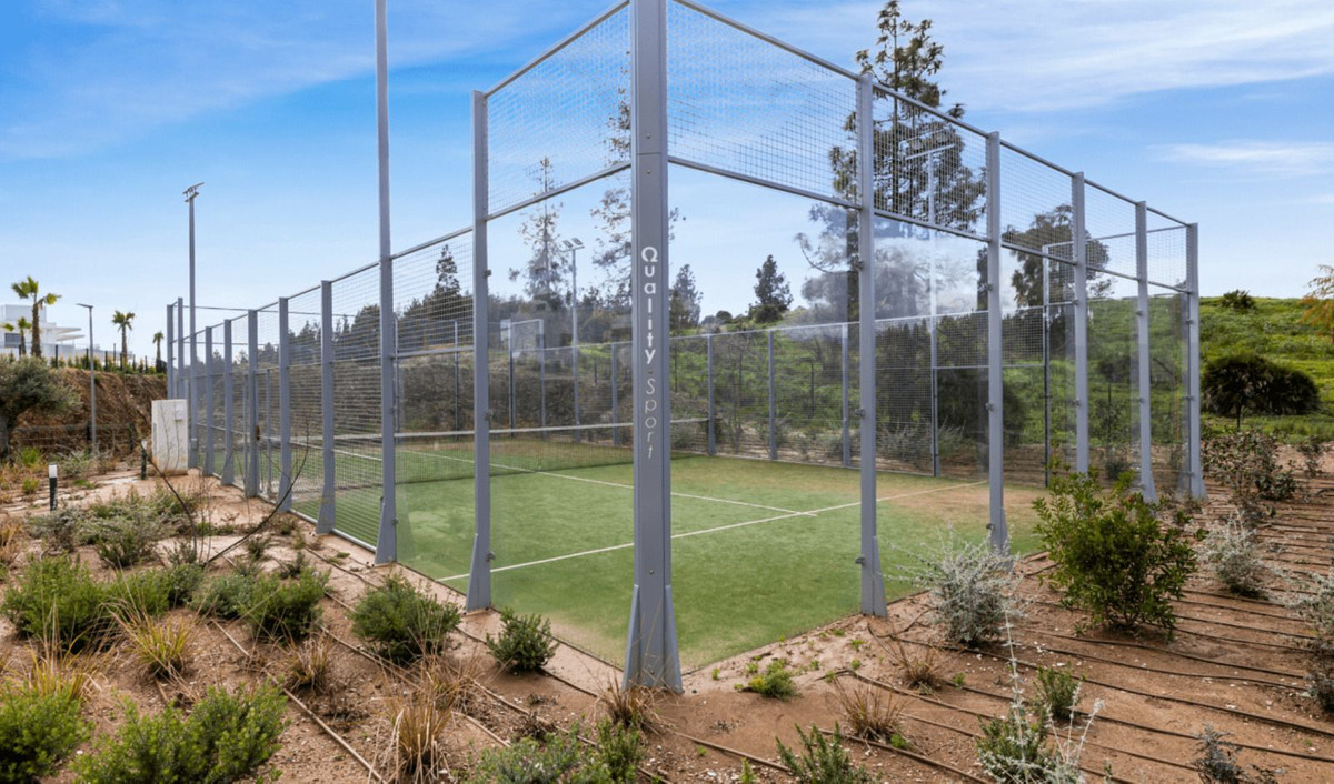 c45ac118627f450efaa2f42e7b9ff401 - 22