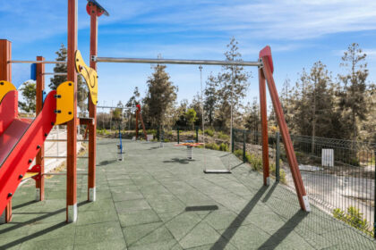 c45ac118627f450efaa2f42e7b9ff401 - 26