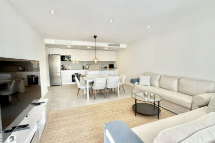 c45ac118627f450efaa2f42e7b9ff401 - 4