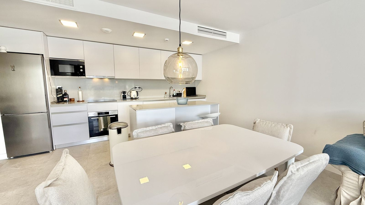 c45ac118627f450efaa2f42e7b9ff401 - 5