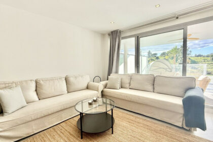 c45ac118627f450efaa2f42e7b9ff401 - 6