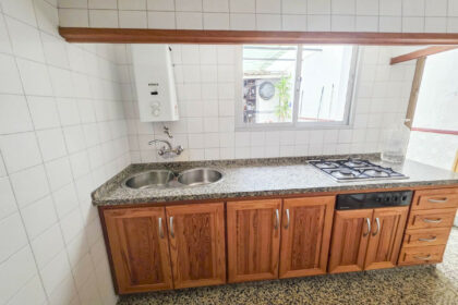 c52bb2eb4f118e00d06896e514ebcff1 - 9