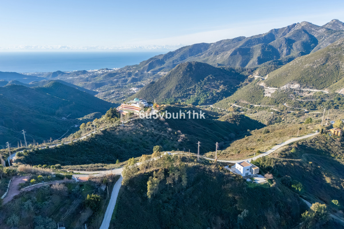 c6e4cc34a829f98b87be5bb14d36d0d5 - 25