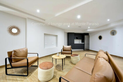 c88898969b3a22fba5e37b697a2bef20 - 11