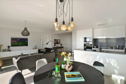 c88898969b3a22fba5e37b697a2bef20 - 12