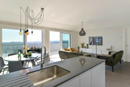 c88898969b3a22fba5e37b697a2bef20 - 4