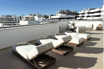 c8fd7c72ab521a077bac34d0331b2c26 - 11