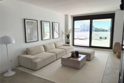 c8fd7c72ab521a077bac34d0331b2c26 - 12