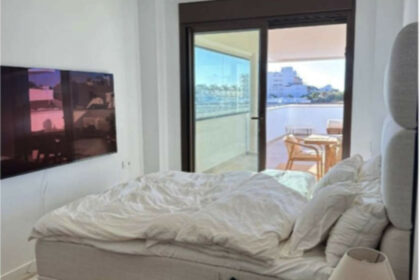 c8fd7c72ab521a077bac34d0331b2c26 - 20