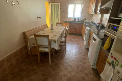 c91da0fc4bfb3f0c1d8037fc4ad4091d - 18