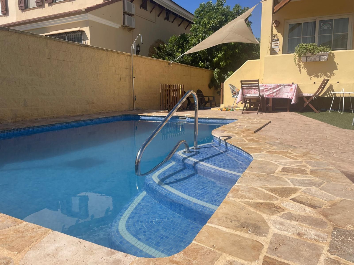 c91da0fc4bfb3f0c1d8037fc4ad4091d - 3