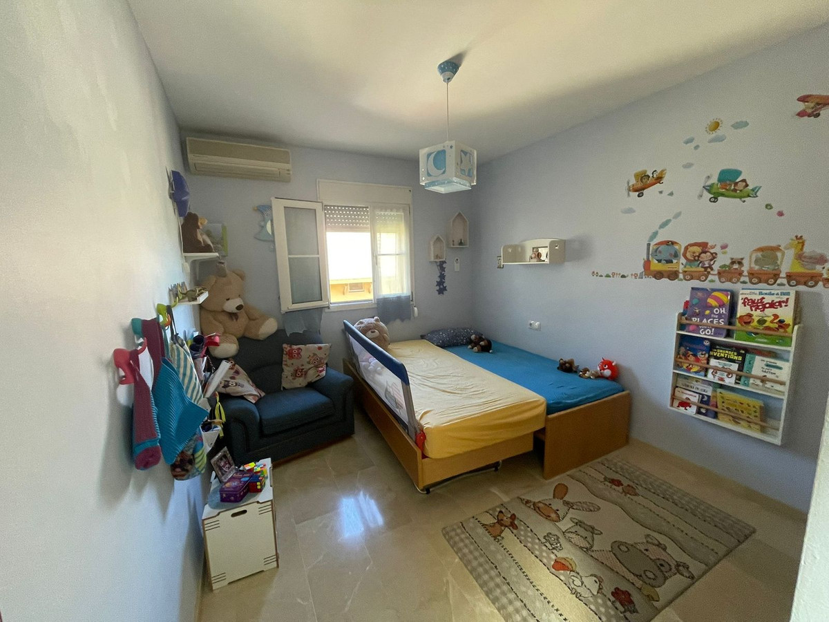 c91da0fc4bfb3f0c1d8037fc4ad4091d - 37