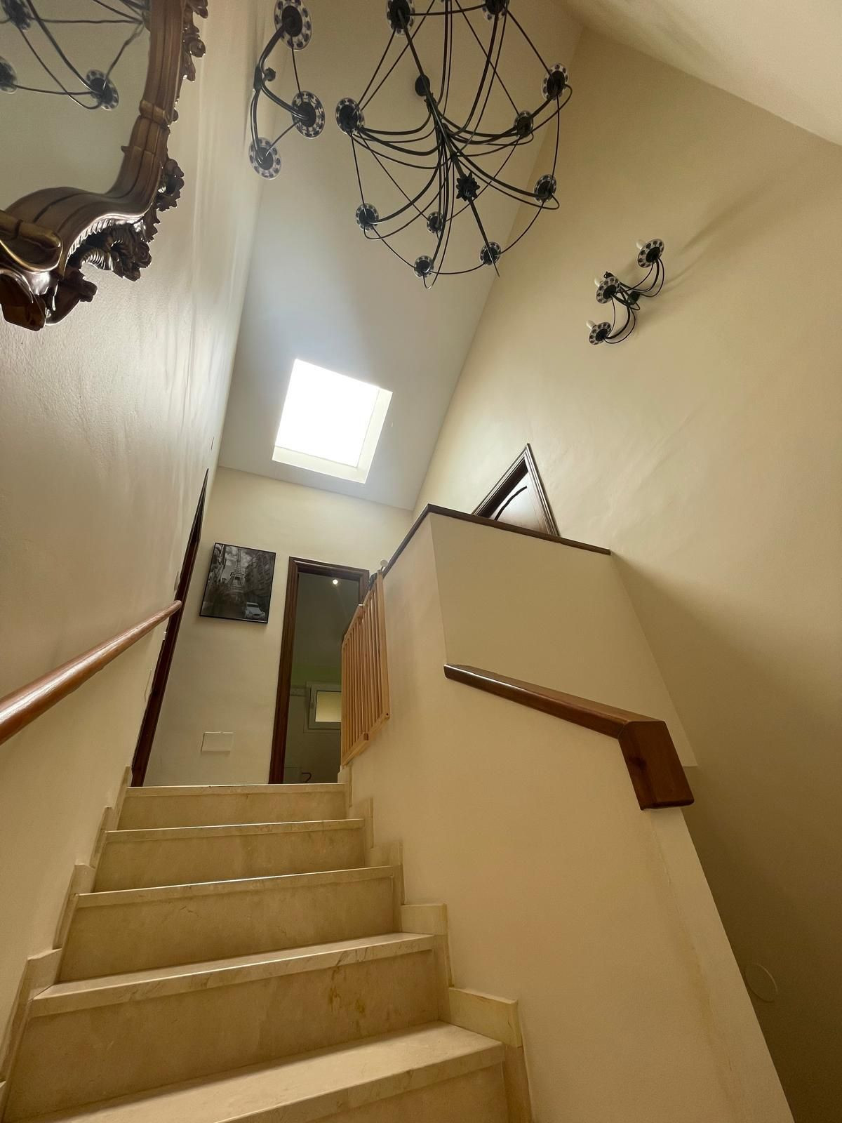 c91da0fc4bfb3f0c1d8037fc4ad4091d - 7